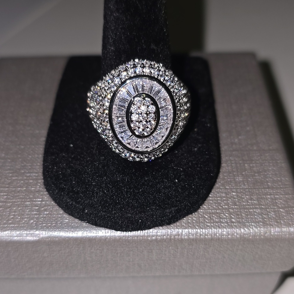 🆕️SIMULATED DIAMOND COCKTAIL RING IN SILVER-TONE 5.25 CTW - Picture 6 of 14